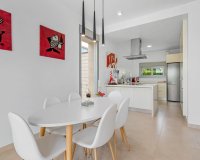 Resale - Villa - Orihuela Costa - Vistabella Golf