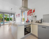 Resale - Villa - Orihuela Costa - Vistabella Golf