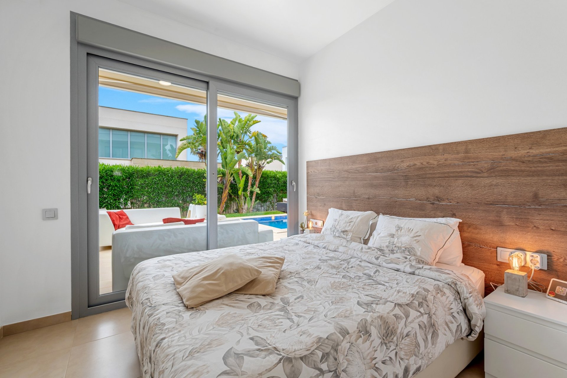 Resale - Villa - Orihuela Costa - Vistabella Golf