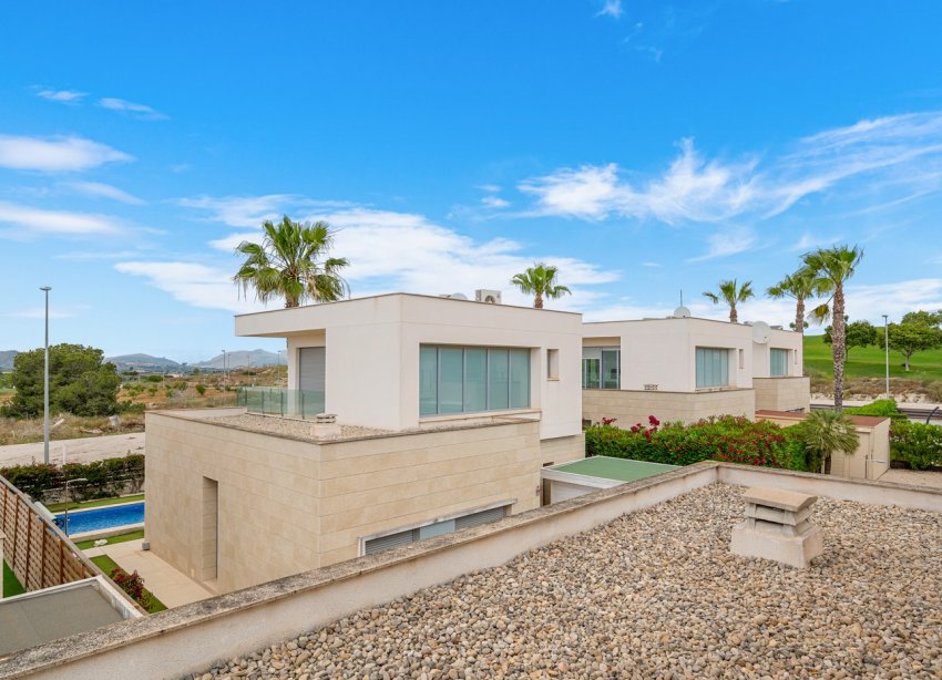 Resale - Villa - Orihuela Costa - Vistabella Golf