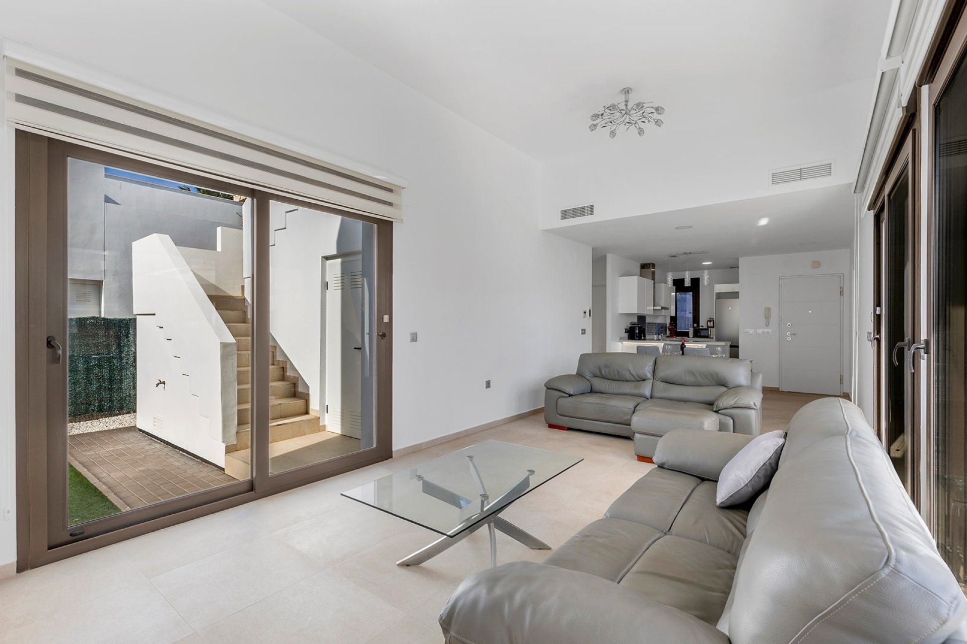 Resale - Villa - Orihuela Costa - Vistabella Golf