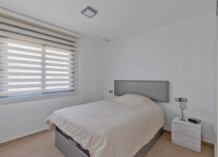 Resale - Villa - Orihuela Costa - Vistabella Golf