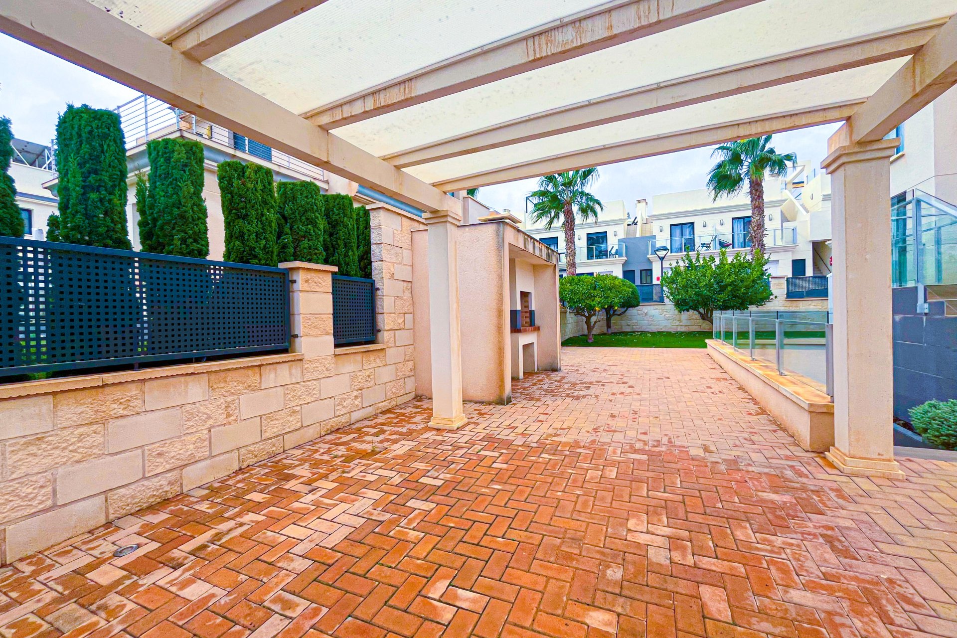 Resale - Villa - Orihuela Costa