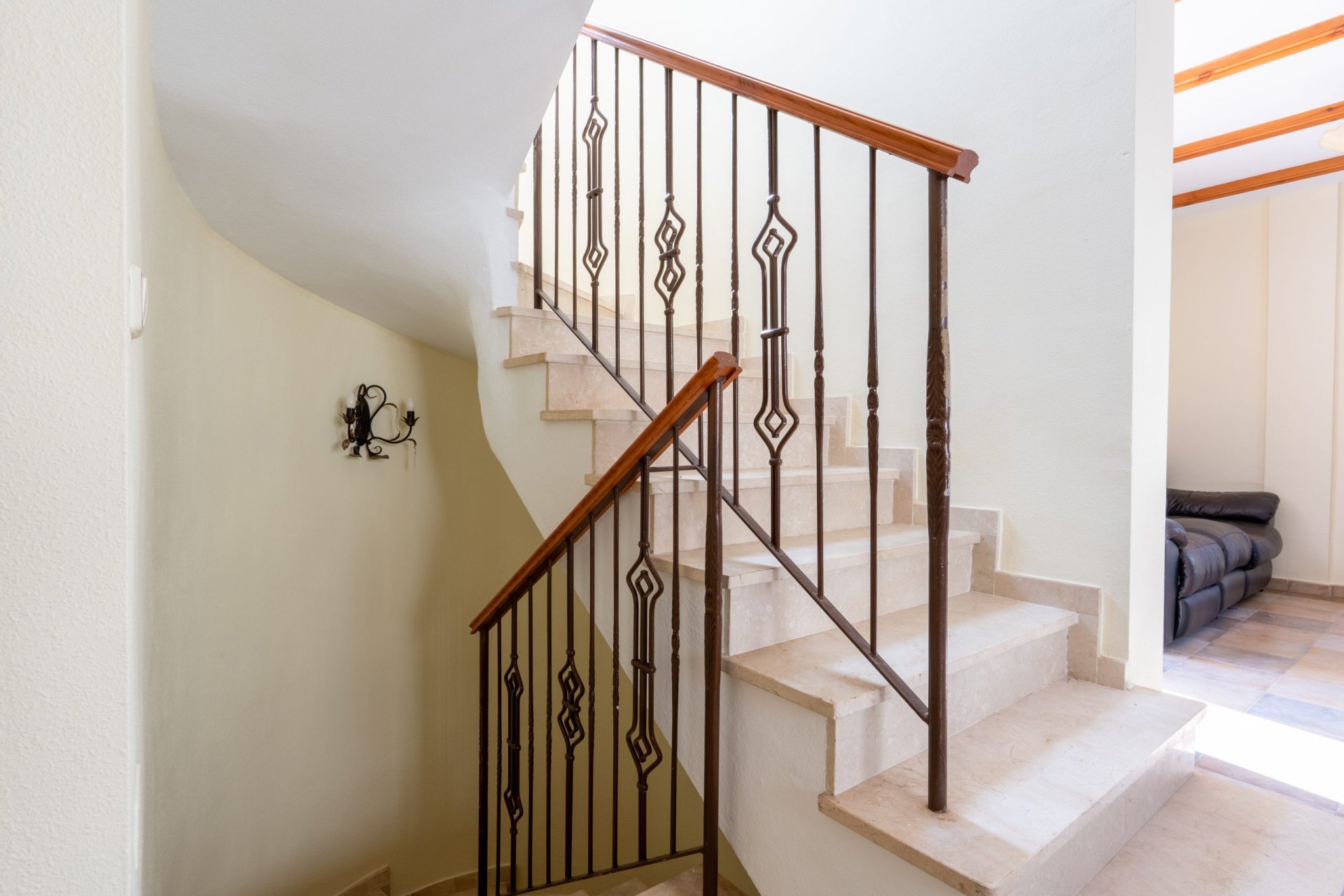 Resale - Villa - Orihuela Costa