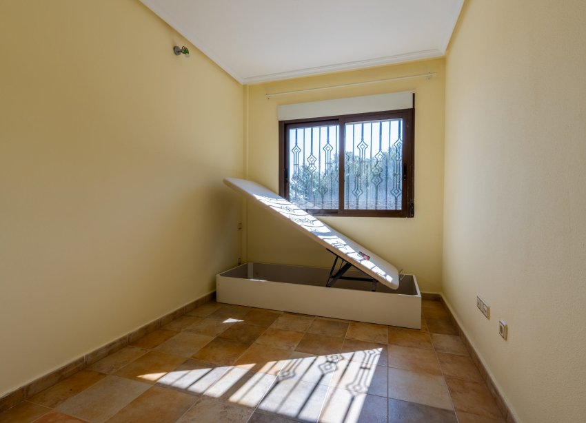 Resale - Villa - Orihuela Costa