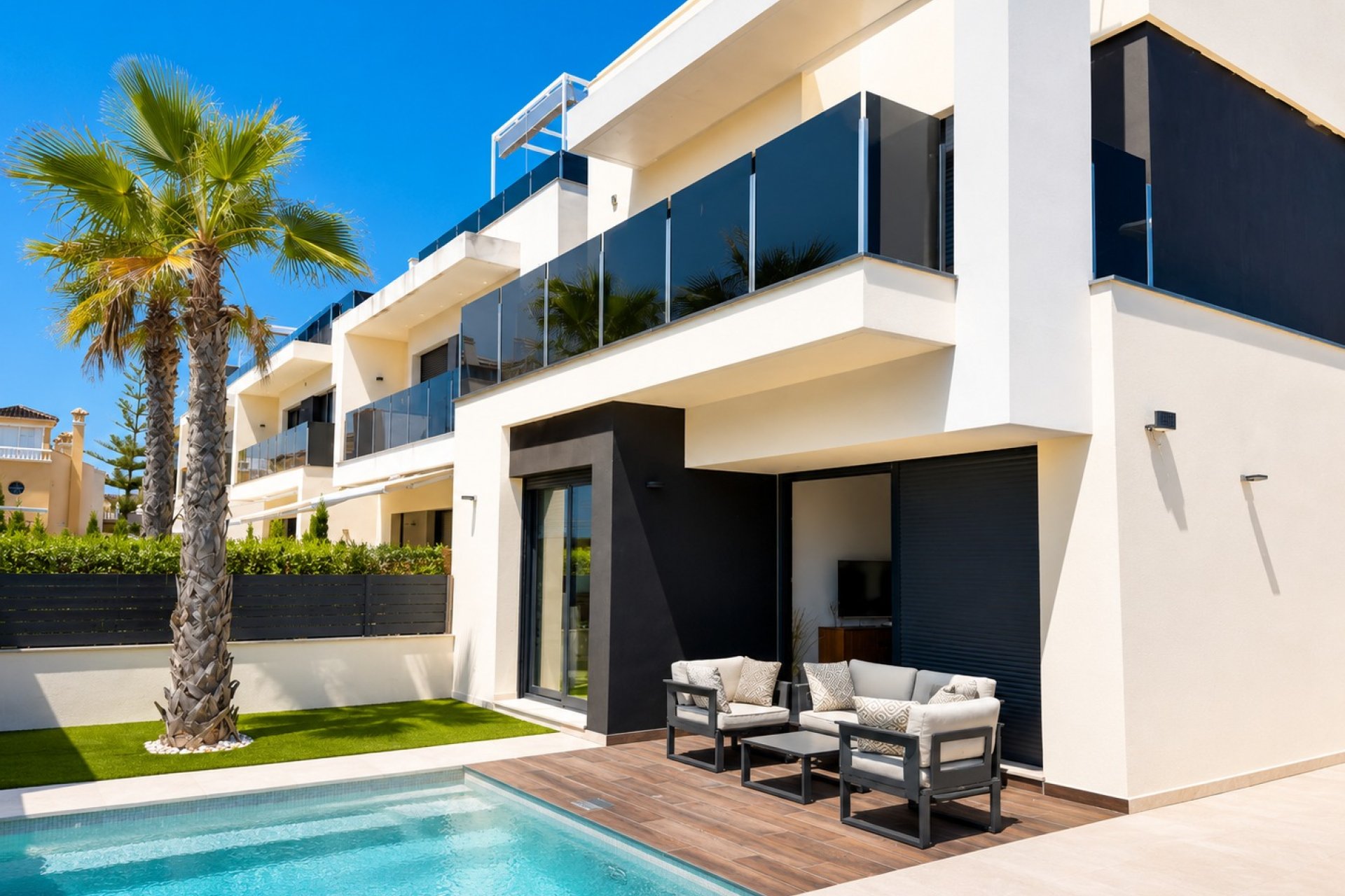 Resale - Villa - Orihuela Costa