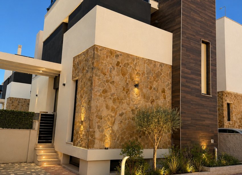 Resale - Villa - Orihuela Costa