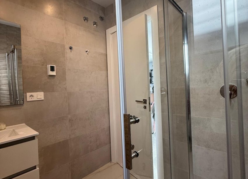 Resale - Villa - Orihuela Costa