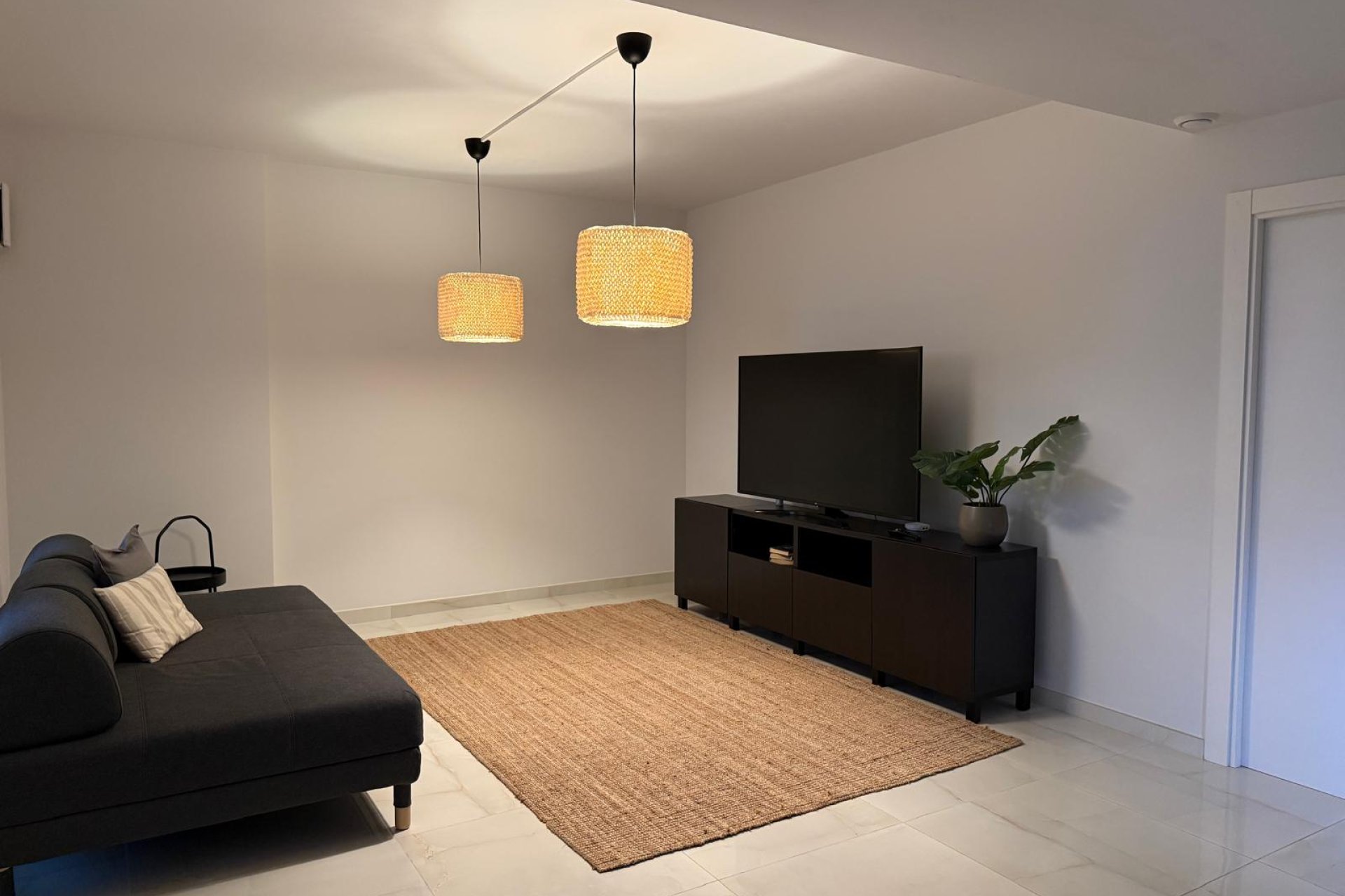Resale - Villa - Orihuela Costa