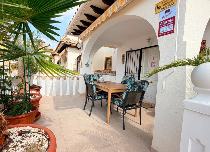 Resale - Villa - Orihuela Costa