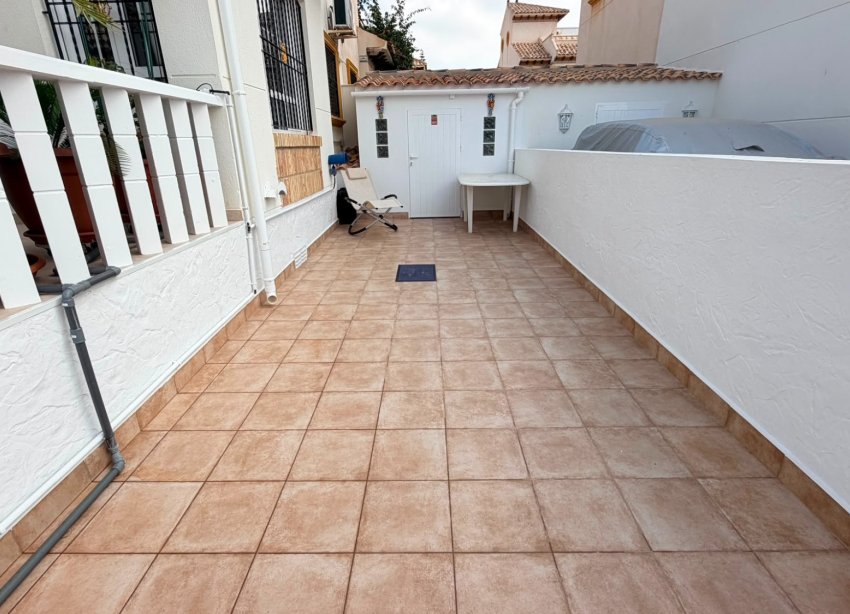 Resale - Villa - Orihuela Costa