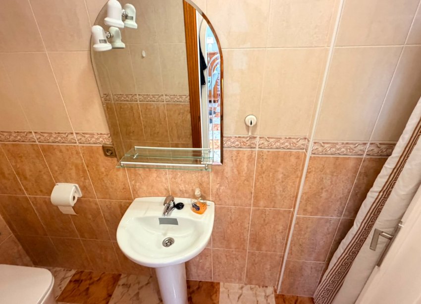 Resale - Villa - Orihuela Costa