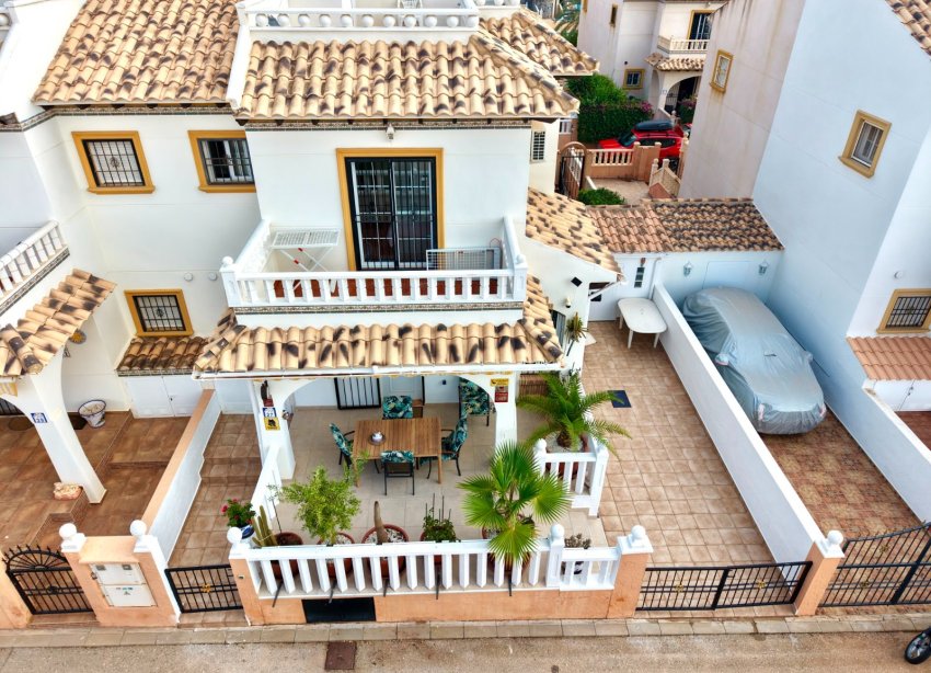 Resale - Villa - Orihuela Costa