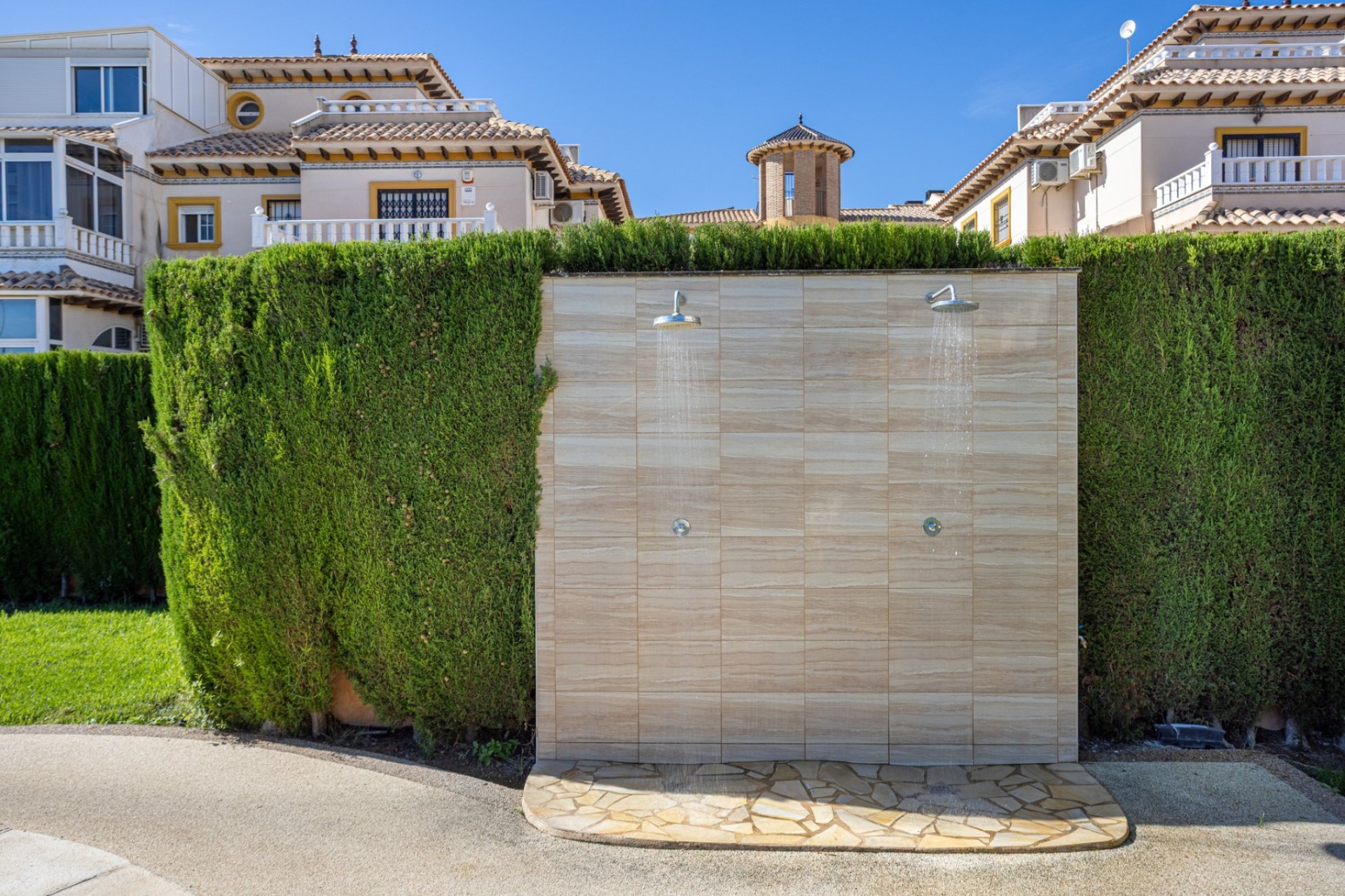 Resale - Villa - Orihuela Costa