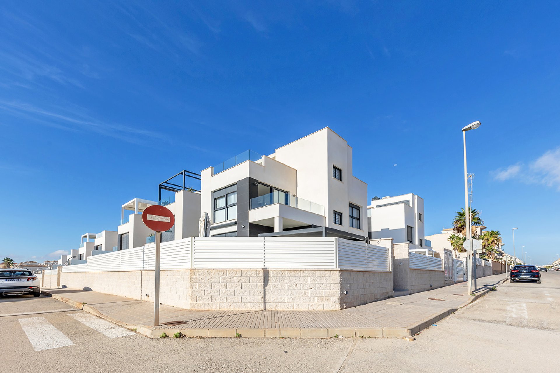 Resale - Villa - Orihuela Costa