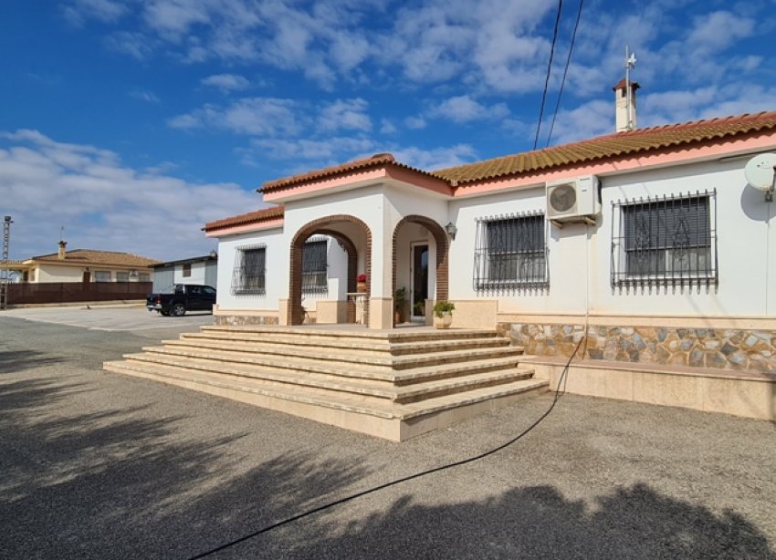 Resale - Villa - ORIHUELA - La Matanza