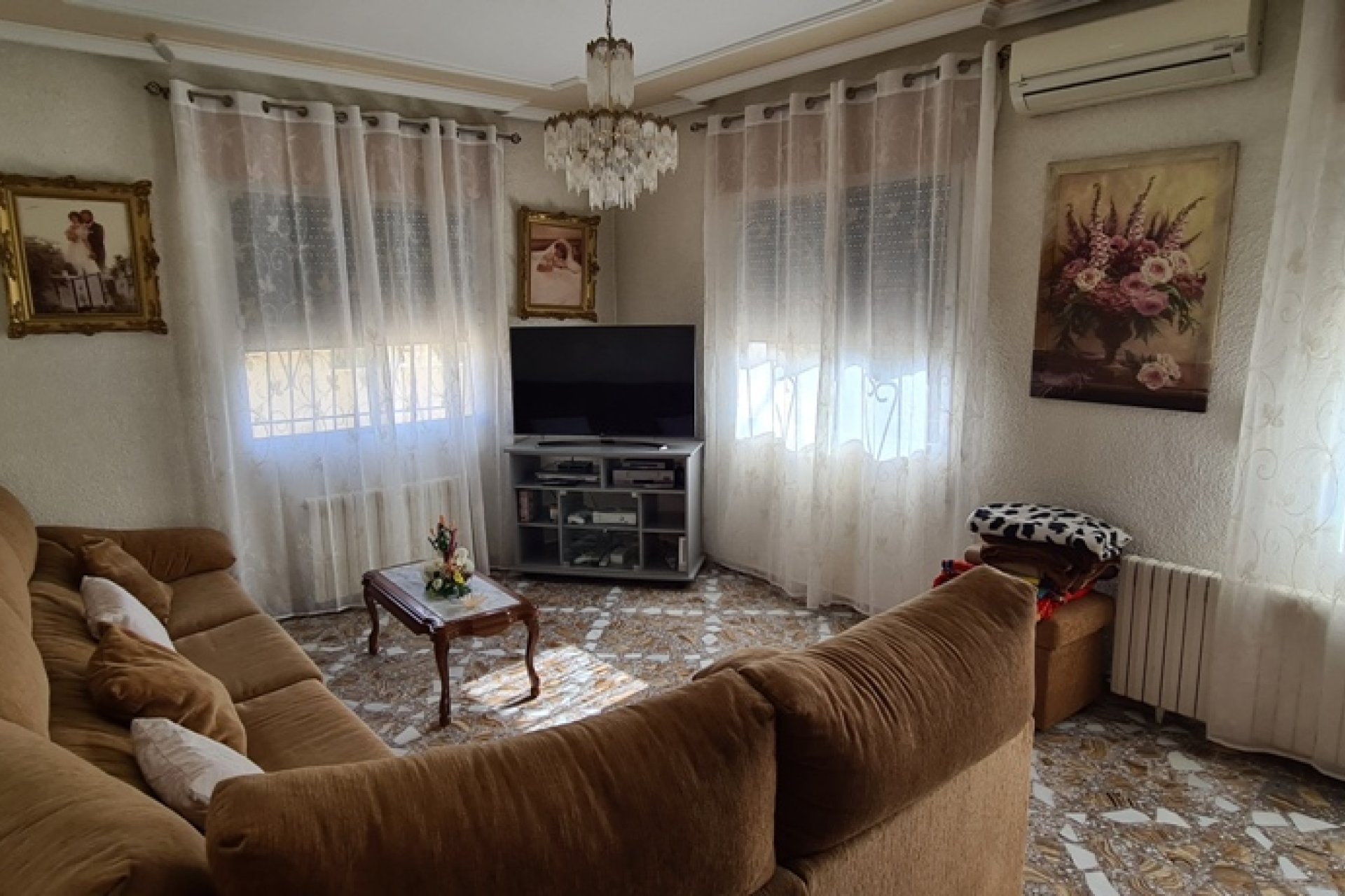 Resale - Villa - ORIHUELA - La Matanza