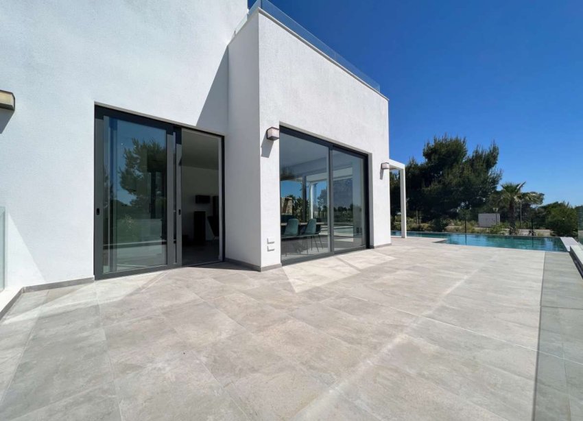 Resale - Villa - Orihuela - Las Colinas Golf