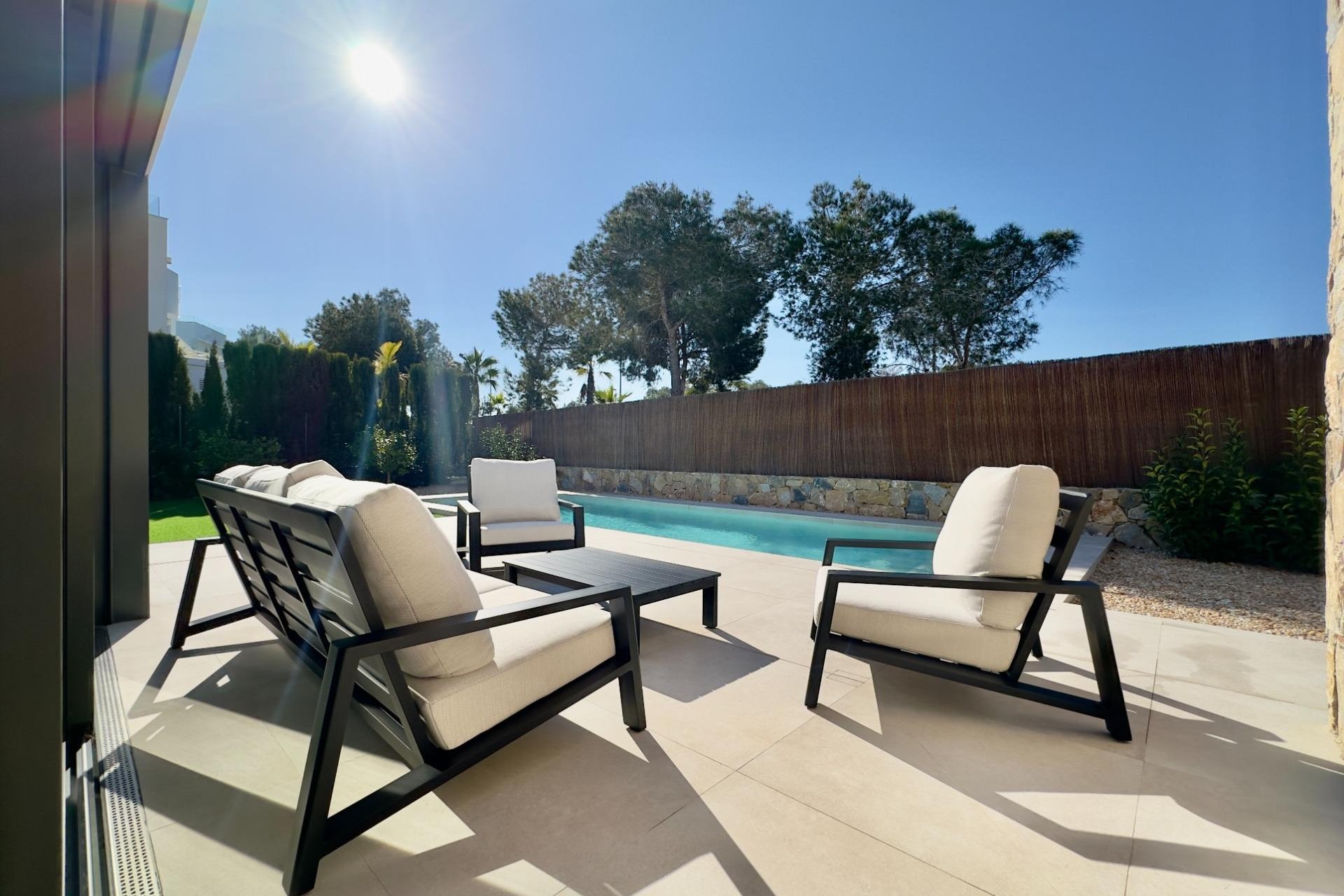 Resale - Villa - Orihuela - Las Colinas Golf