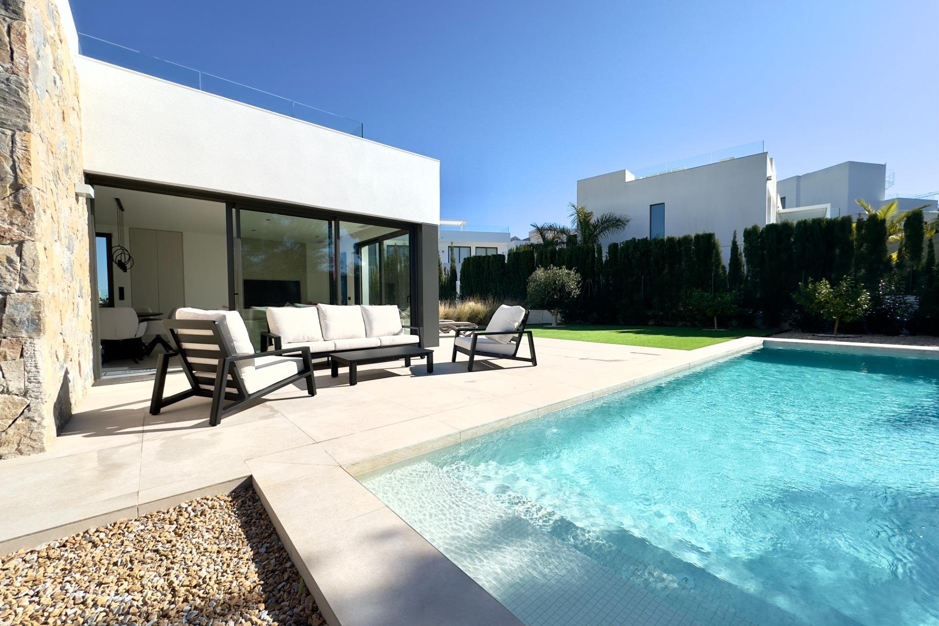 Resale - Villa - Orihuela - Las Colinas Golf