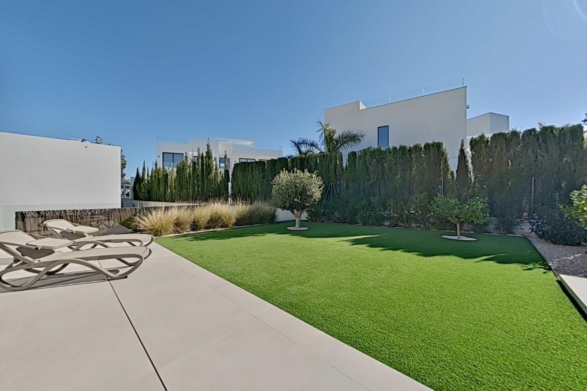 Resale - Villa - Orihuela - Las Colinas Golf