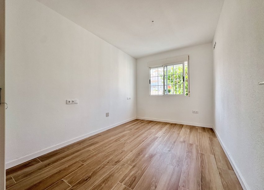 Resale - Villa - Orihuela - Los Balcones