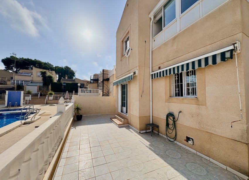 Resale - Villa - Orihuela - Los Balcones