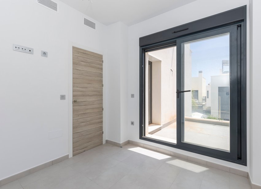 Resale - Villa - Orihuela - Orihuela Costa