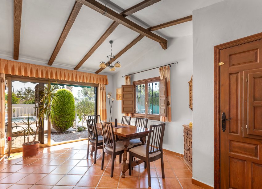 Resale - Villa - Orihuela - Orihuela Costa