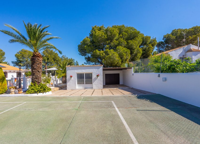 Resale - Villa - Orihuela - Orihuela Costa