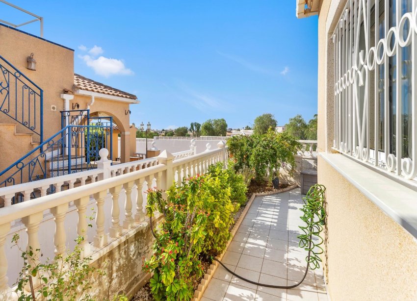 Resale - Villa - Orihuela - Urbanización Perla del Mar