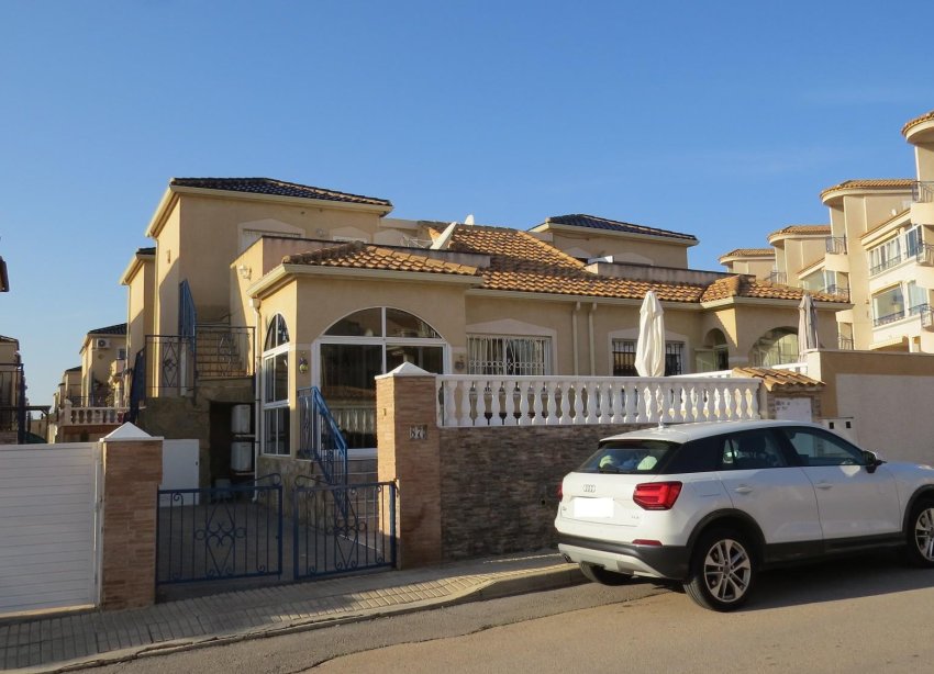 Resale - Villa - Orihuela - Urbanización Perla del Mar