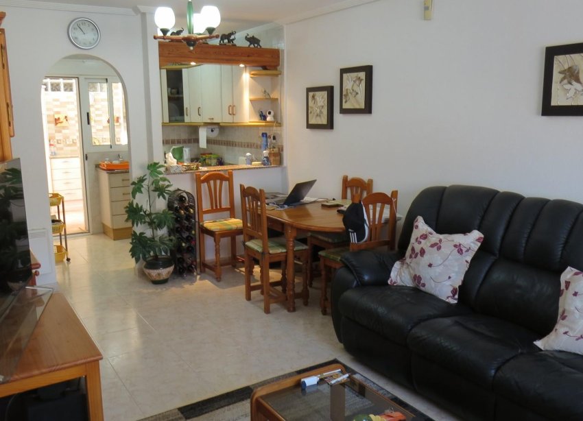 Resale - Villa - Orihuela - Urbanización Perla del Mar