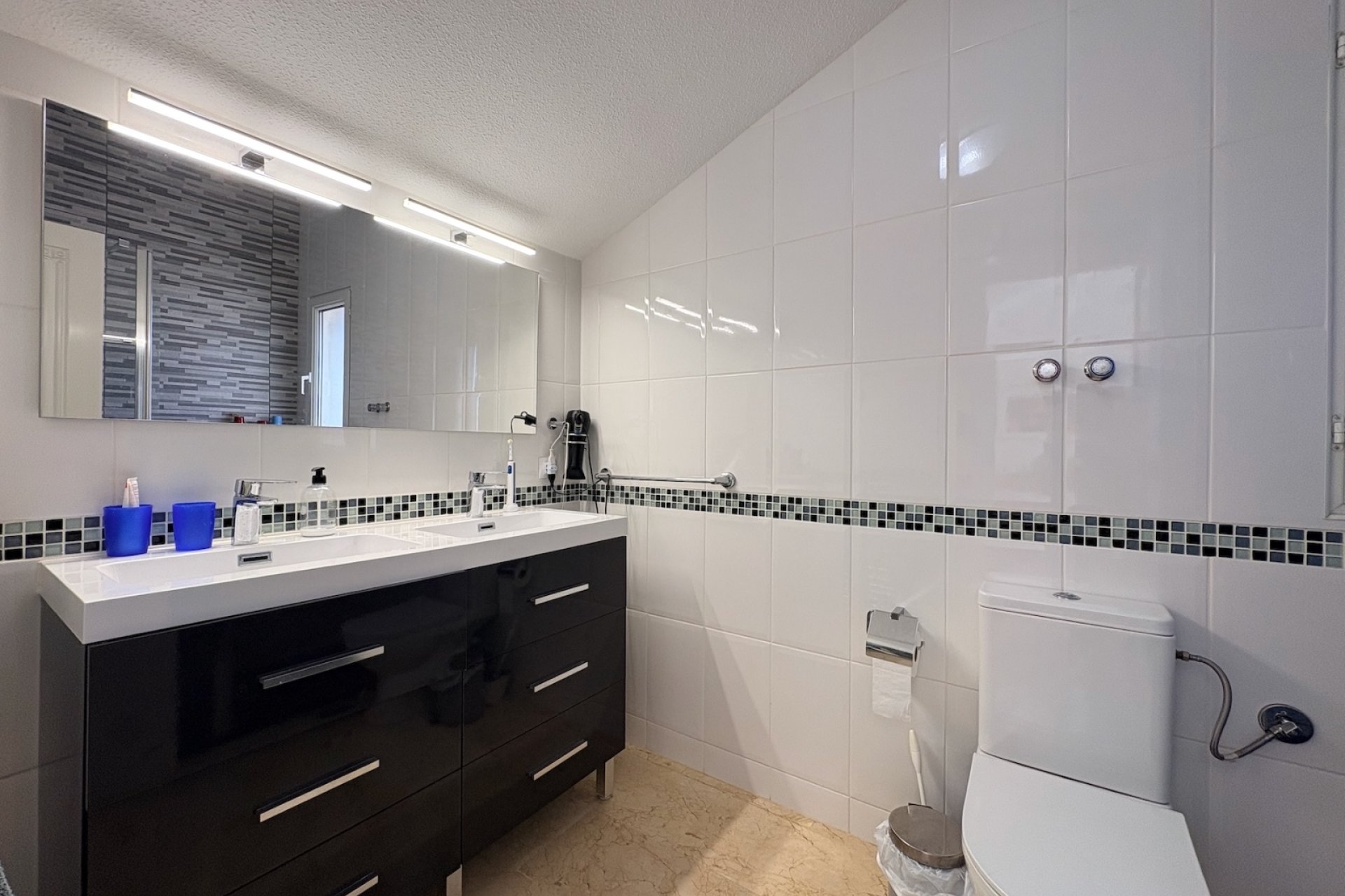 Resale - Villa - Orihuela - Villamartin