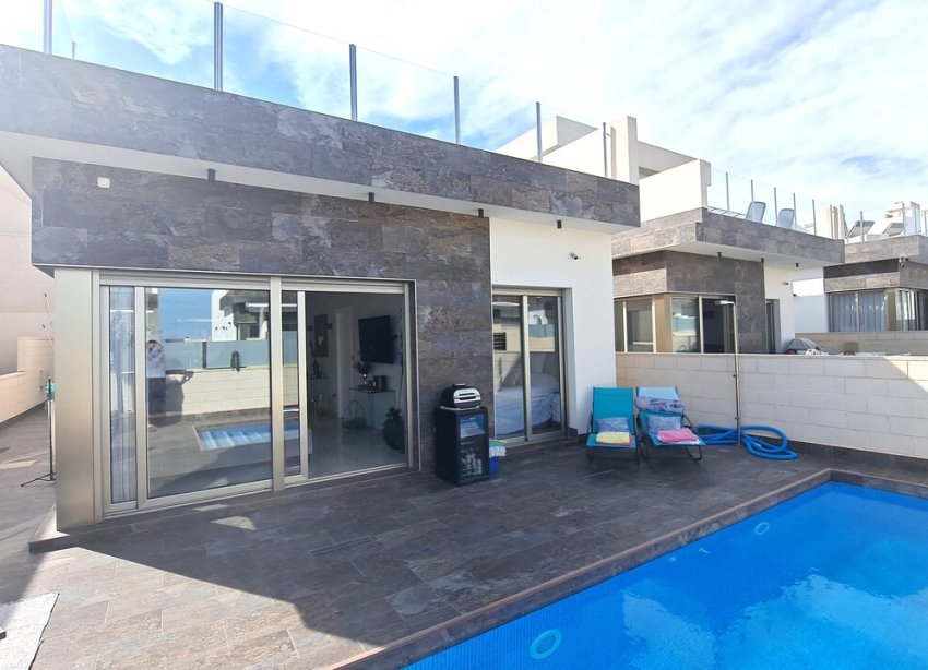 Resale - Villa - Pau 26 - Villamartin