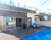 Resale - Villa - Pau 26 - Villamartin