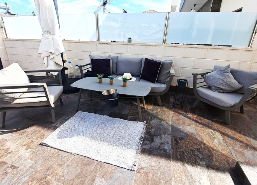 Resale - Villa - Pau 26 - Villamartin