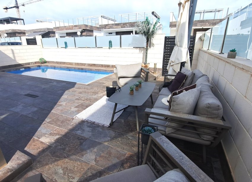 Resale - Villa - Pau 26 - Villamartin