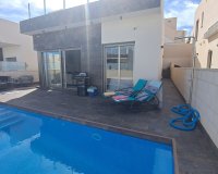 Resale - Villa - Pau 26 - Villamartin