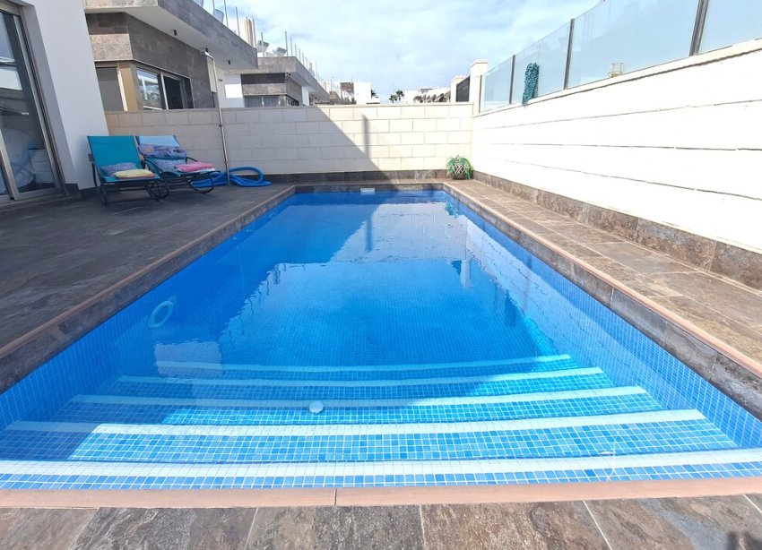 Resale - Villa - Pau 26 - Villamartin
