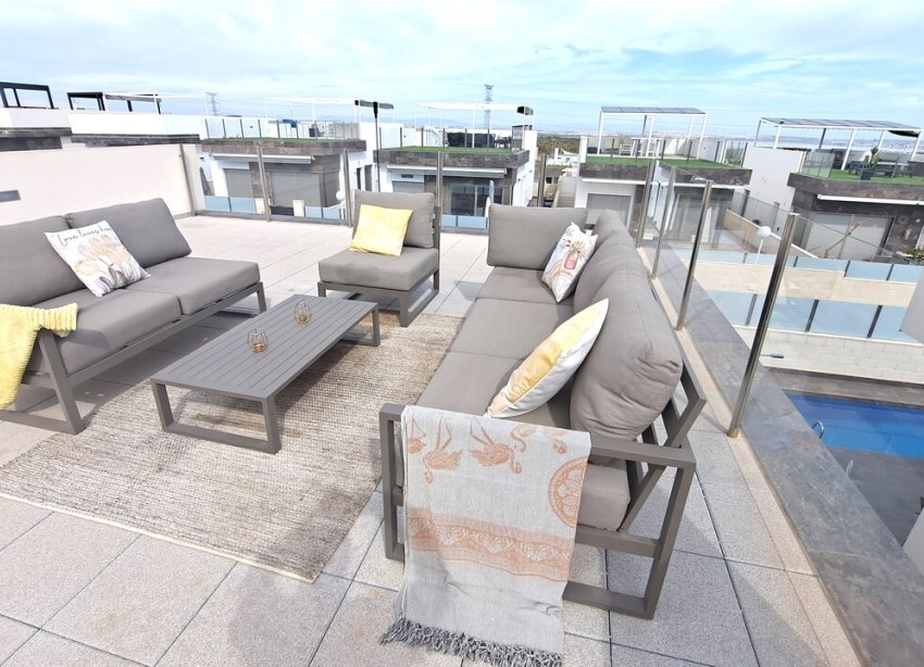 Resale - Villa - Pau 26 - Villamartin