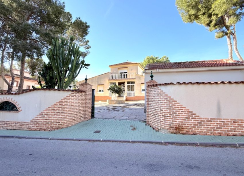 Resale - Villa - Pilar de la Horadada - Costa Blanca
