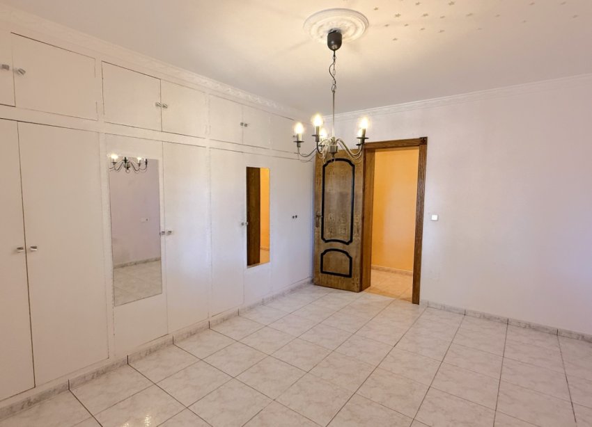 Resale - Villa - Pilar de la Horadada - Costa Blanca