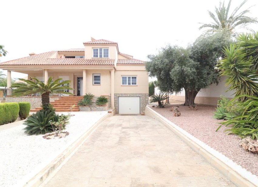 Resale - Villa - Pilar de la Horadada - Riomar