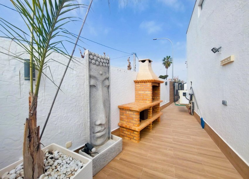 Resale - Villa - Pilar de la Horadada - Torre De La Horadada