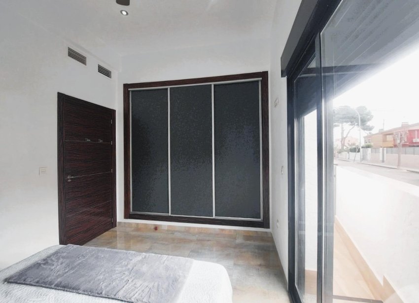 Resale - Villa - Pilar de la Horadada - Torre De La Horadada