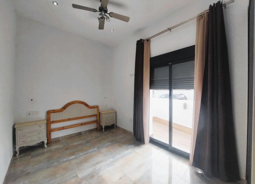 Resale - Villa - Pilar de la Horadada - Torre De La Horadada