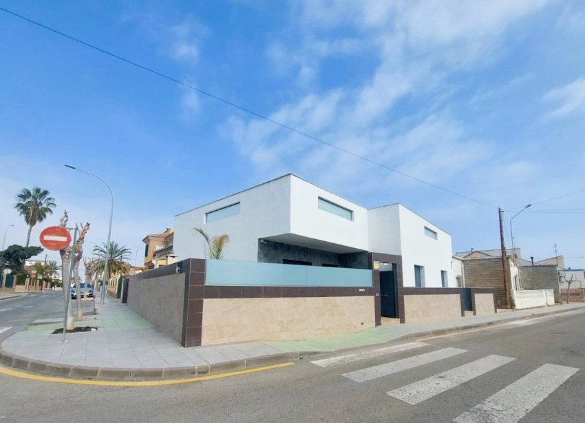Resale - Villa - Pilar de la Horadada - Torre De La Horadada