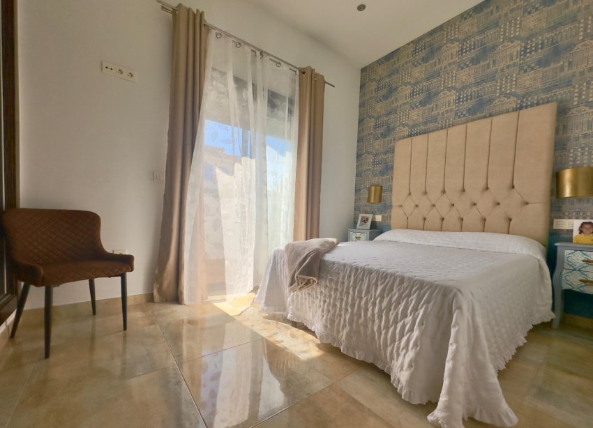 Resale - Villa - Pilar de la Horadada - Torre de la Horadada