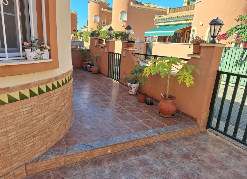 Resale - Villa - Playa Flamenca - Villas San Luis